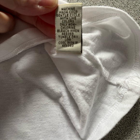 Ruff Hewn White V-Neck T-Shirt Size Medium - Picture 6 of 8